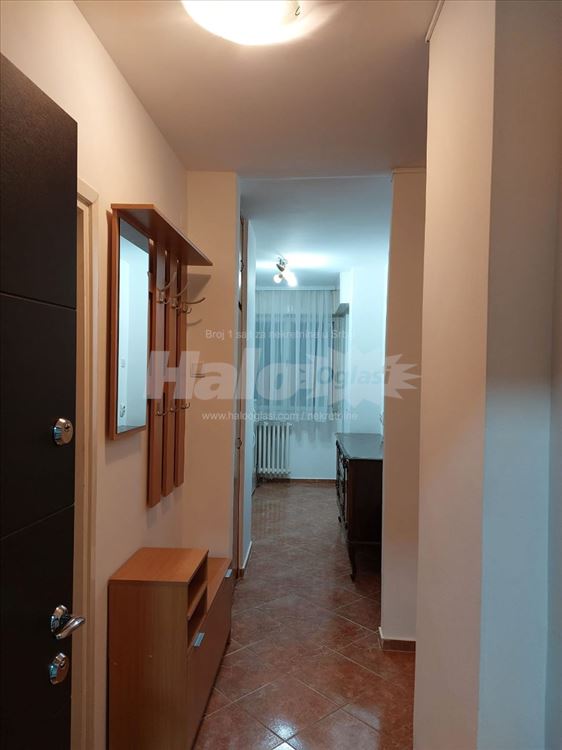 Izdavanje stana- Novi Beograd, Blok 38 — 7