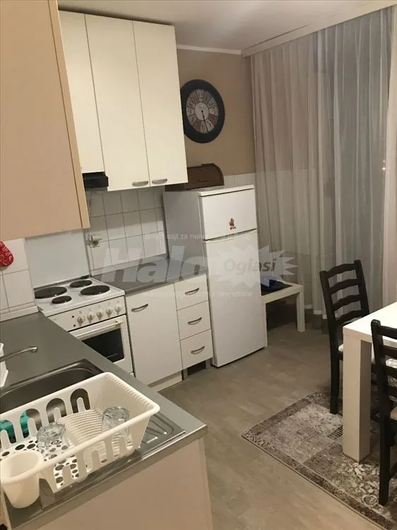 Izdavanje stana, Rakovica, Labudovo brdo — 3