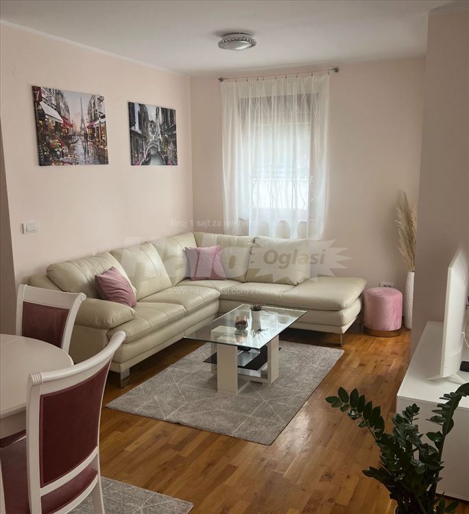 Izdavanje stana u blizini Olimpa, lux novogradnja — 4