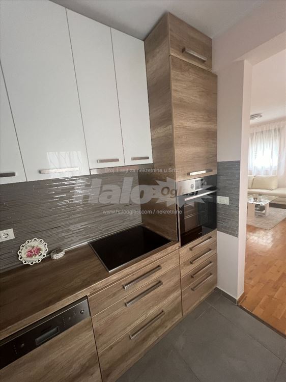 Izdavanje stana u blizini Olimpa, lux novogradnja — 9
