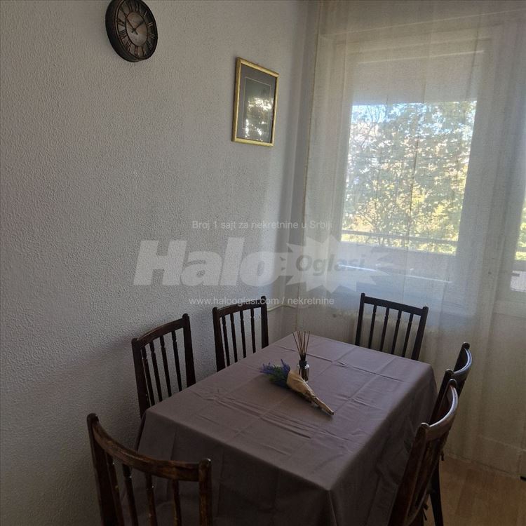 Izdavanje stana u Zemunu — 4