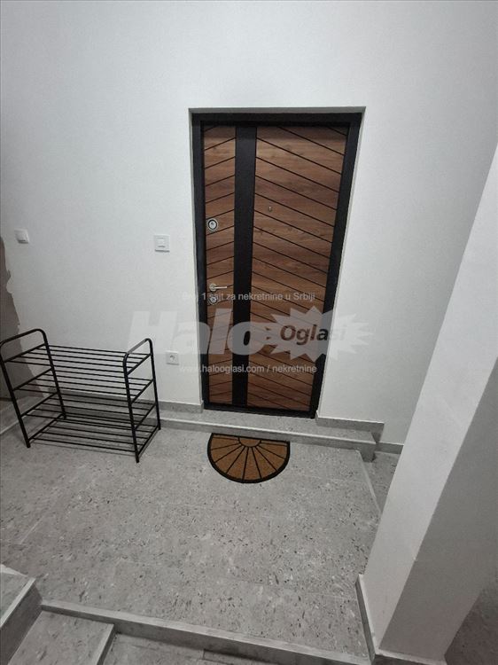 Izdavanje stana Železnik - Žarkovo — 2