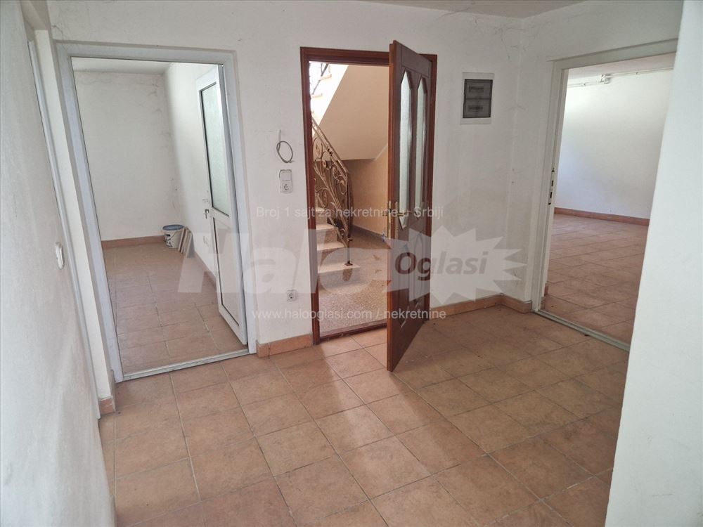 Izdavanje suterena za razne namene Zemun 150m2 — 3