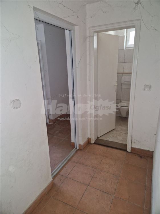Izdavanje suterena za razne namene Zemun 150m2 — 5