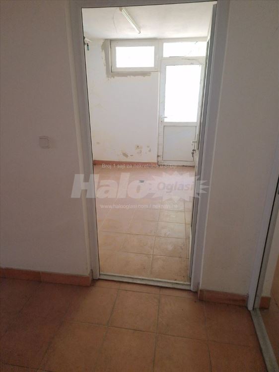 Izdavanje suterena za razne namene Zemun 150m2 — 9