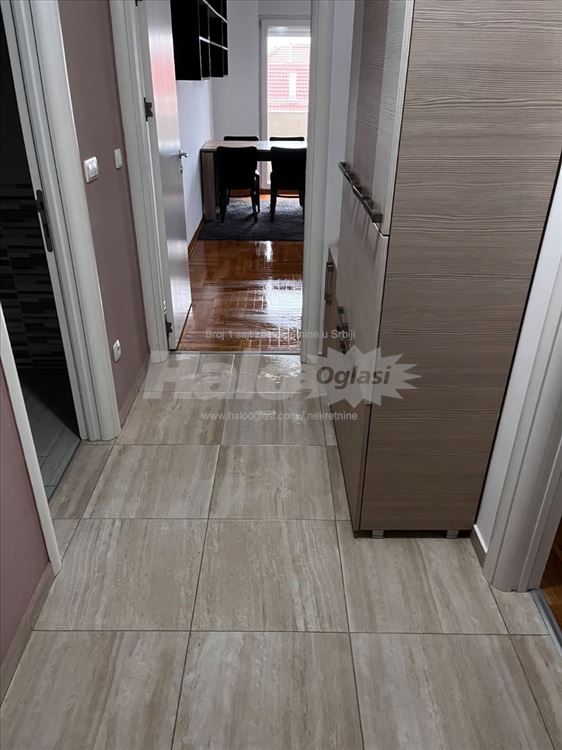 Izdavanje, trosoban stan 56m2 na odličnoj lokaciji — 8