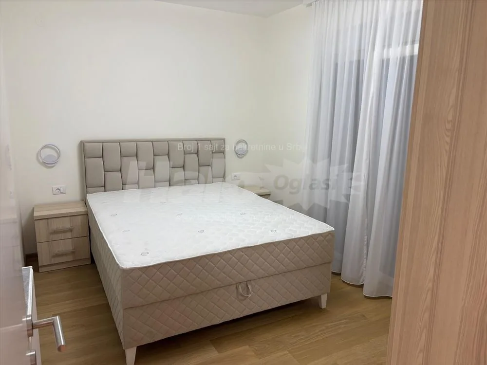 Izdavanje trosobnog stana centar Obrenovca — 6
