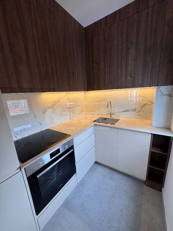 Izdavanje Vračar, Šumatovačka 65m2, 3.0 - nov — 9