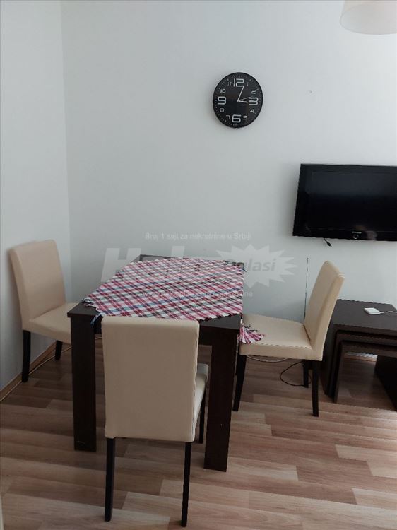 Izdavanje,Voždovac,Kostolačka 81(kod Super Vera) — 7