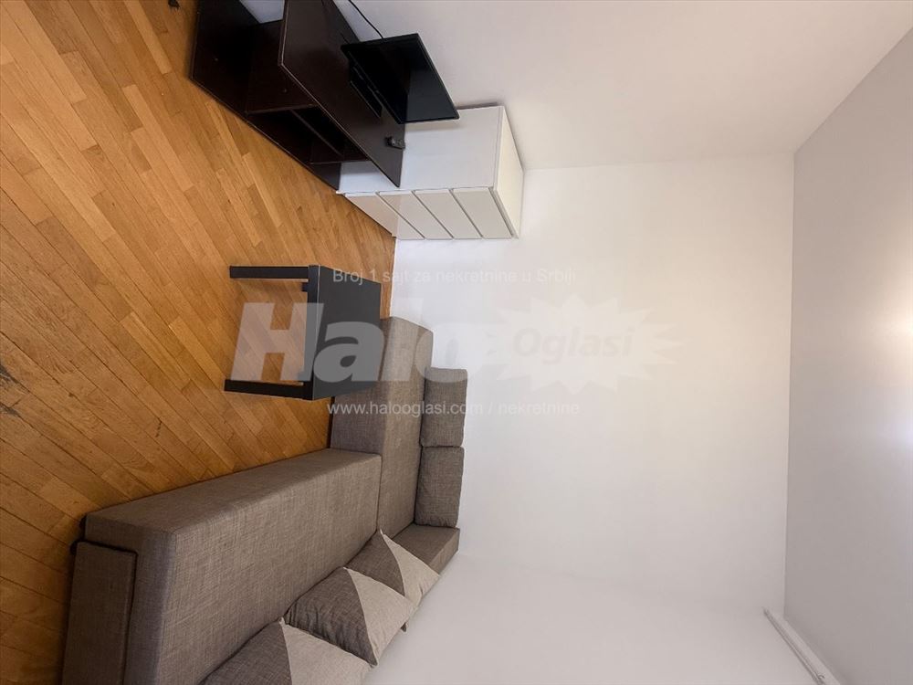 Iznajmljujem duplex u centru Beograda 89m2 — 11