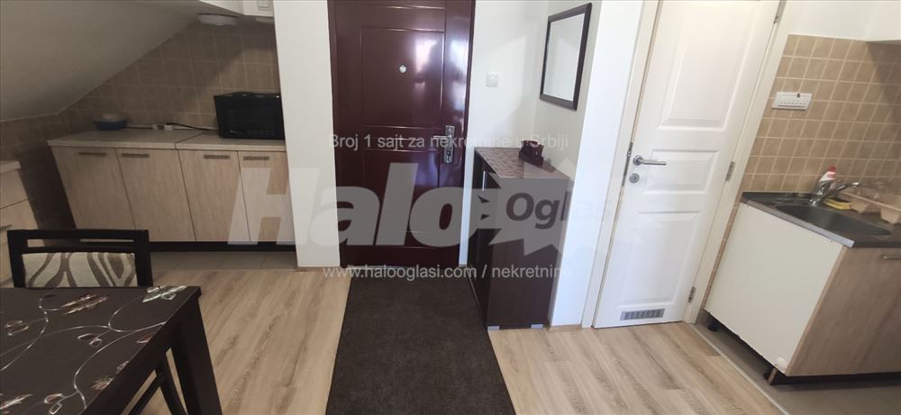 Iznajmljujem dvosoban 54m,Zemun,Altina — 14