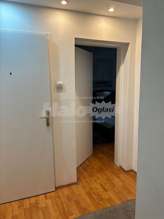 Iznajmljujem dvosoban stan, 42m2, Karaburma — 7