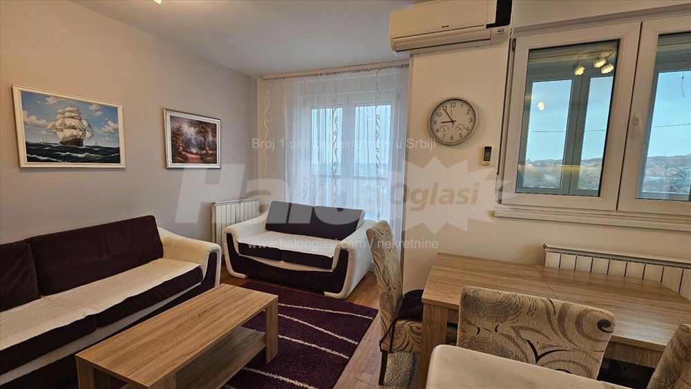 Iznajmljujem lux stan sa panoramom u Stepi — 9