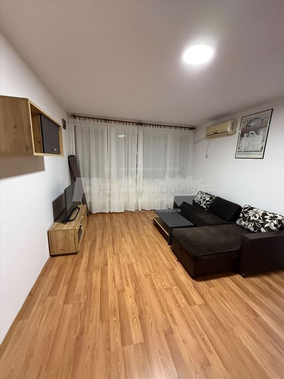Iznajmljujem stan kod darvinove pošte — 9