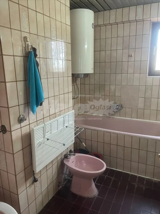 Izuzetan četvorosoban stan u srcu Rakovice — 10