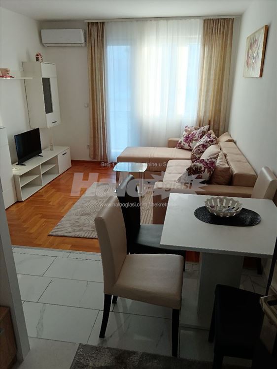 Jedno-iposoban stan izmedju Karaburme i Mirijeva — 8