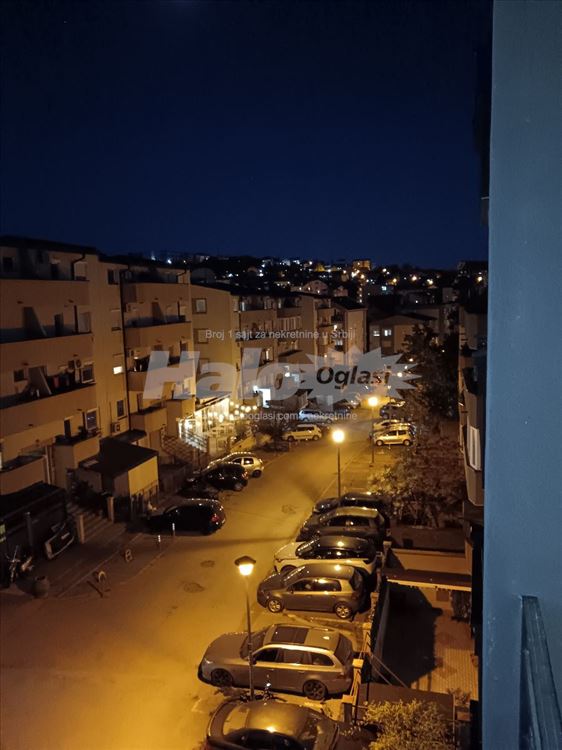 Jedno-iposoban stan izmedju Karaburme i Mirijeva — 12
