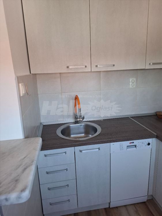 Jednoiposoban, 34m2, strogi centar,pesacka zona! — 7