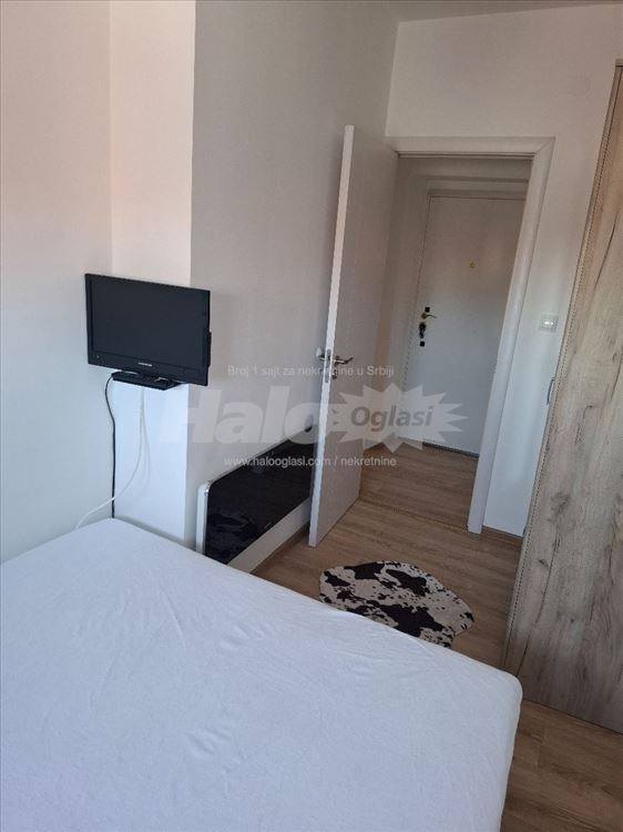 Jednoiposoban, 34m2, strogi centar,pesacka zona! — 13