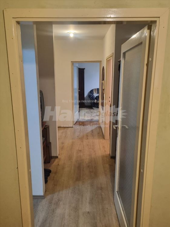 Jednoiposoban 50m² Novi Železnik 1. sprat, lift — 3