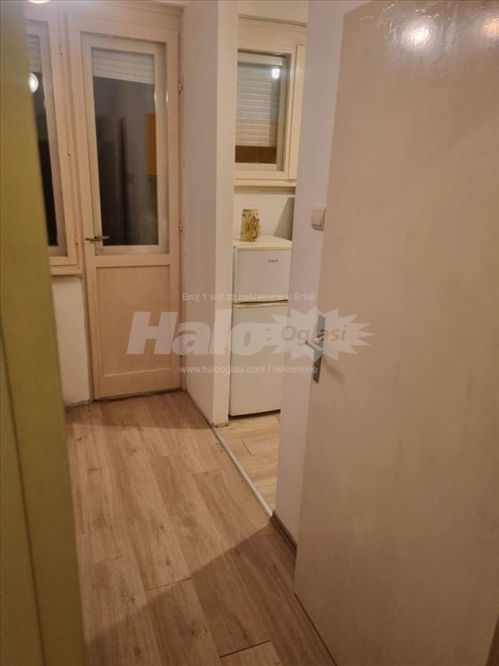 Jednoiposoban 50m² Novi Železnik 1. sprat, lift — 6