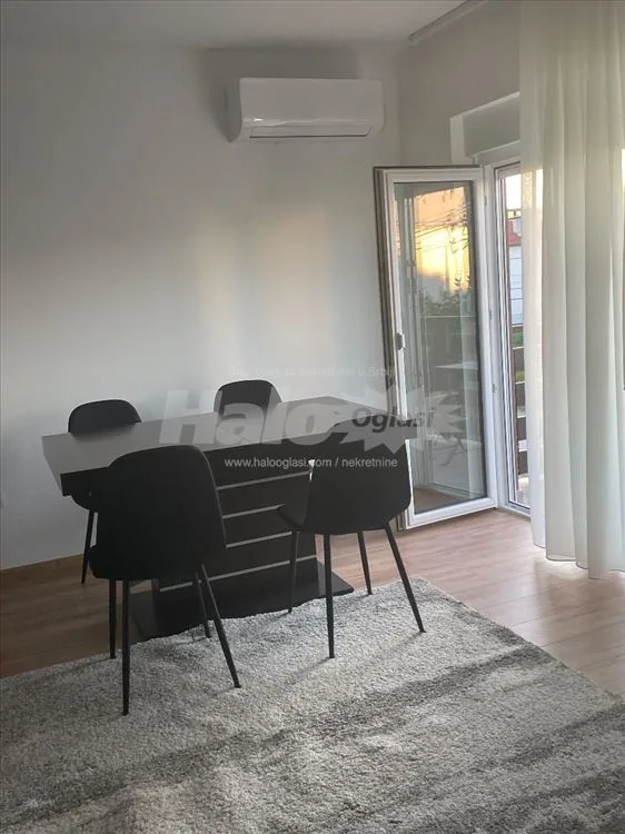 Jednoiposoban moderan stan na Altini NOVOGRADNJA — 2