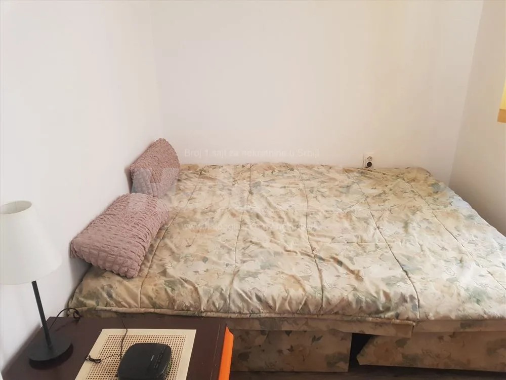 jednoiposoban, namešten,mali troškovi — 13