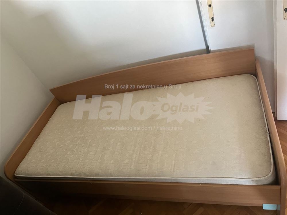 Jednoiposoban renoviran stan u blizini Big Fashion — 10
