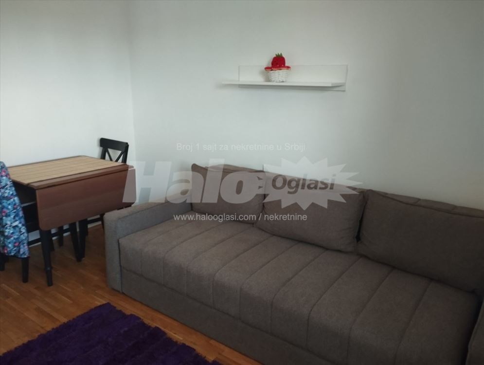 Jednoiposoban stan 35m² – Blok 37, Novi Beograd — 2