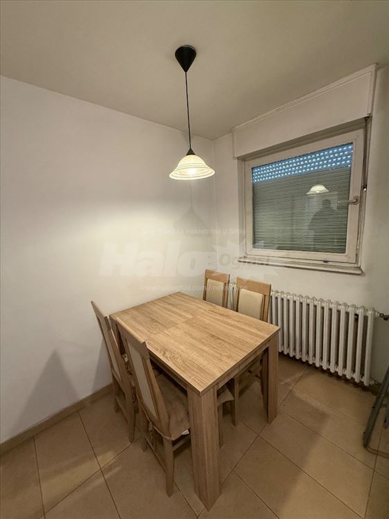 Jednoiposoban stan Banovo brdo — 4