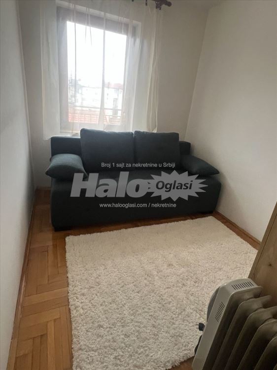 Jednoiposoban stan Dalmatinska, Vlasnik — 12
