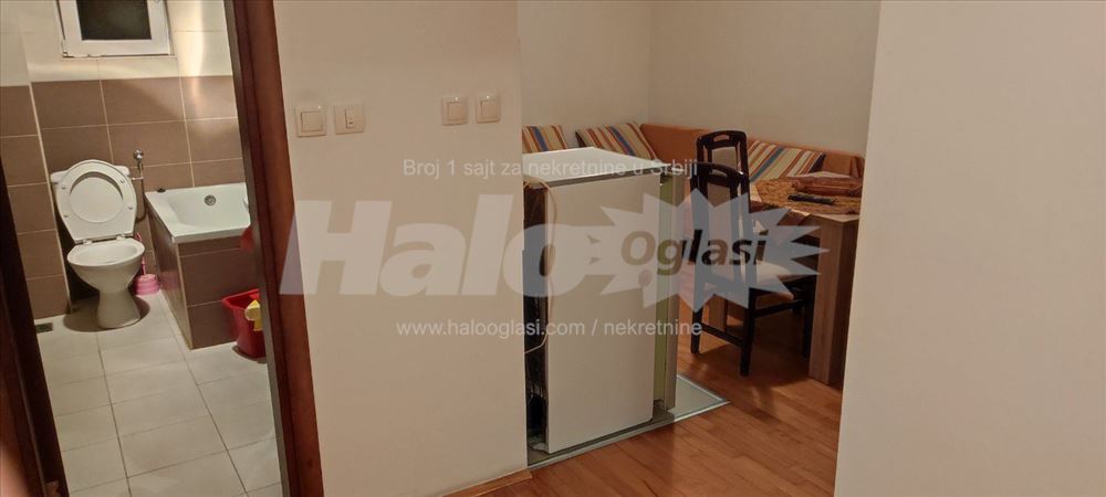 Jednoiposoban stan izdavanje bele vode — 7