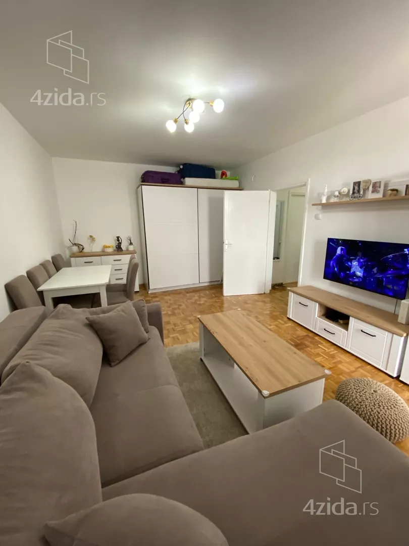 Jednoiposoban stan na prodaju, Jelezovačka, 104.000€, 44m² — 2