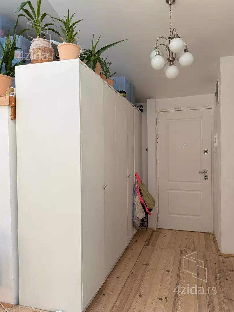 Jednoiposoban stan na prodaju, Karađorđeva 3, 250.000€, 69m² — 5