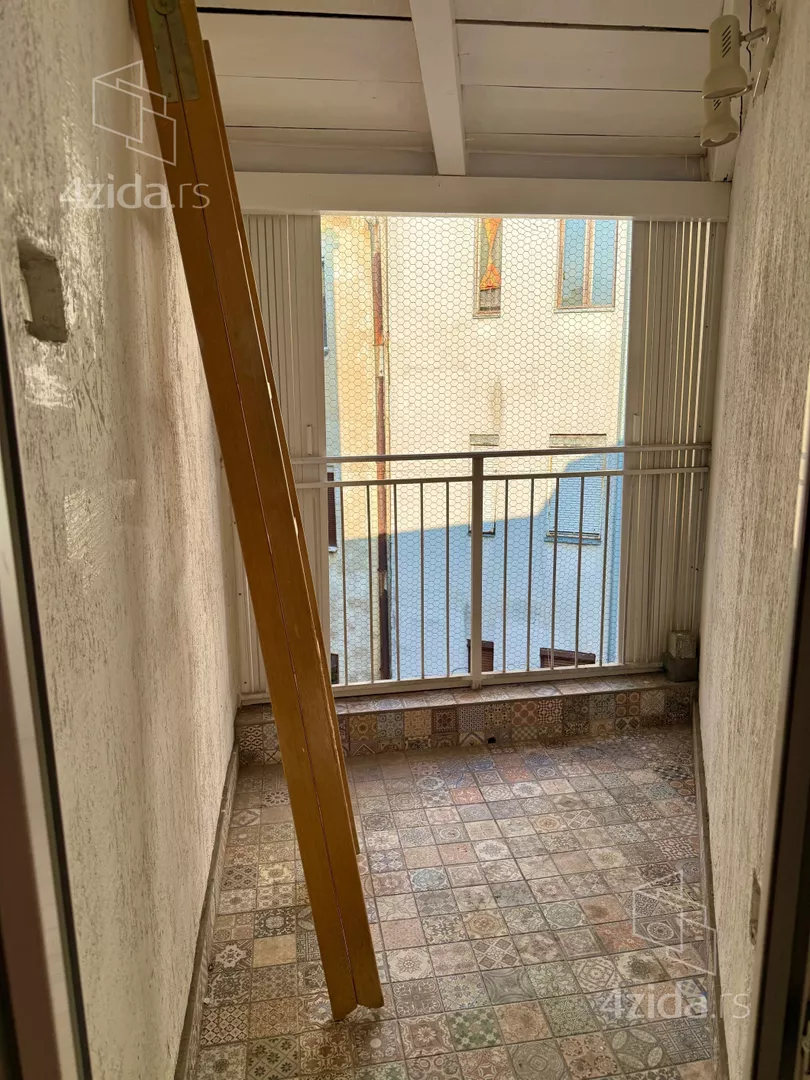 Jednoiposoban stan na prodaju, Karađorđeva 3, 250.000€, 69m² — 10