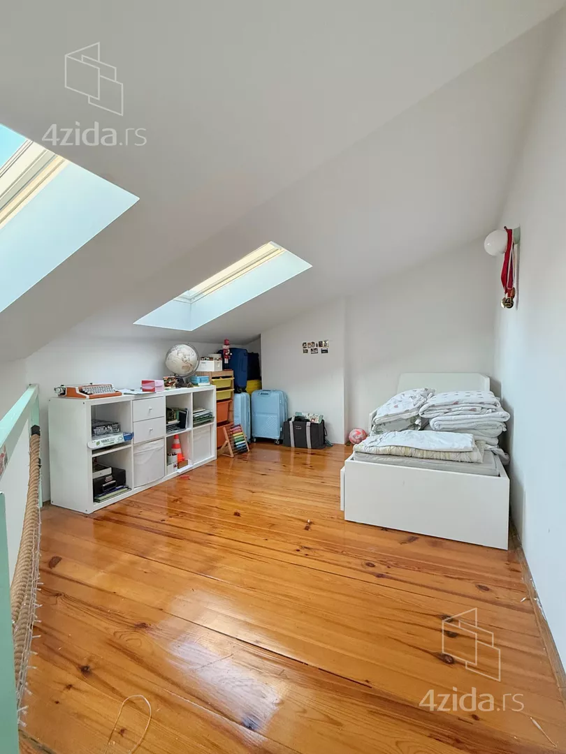 Jednoiposoban stan na prodaju, Karađorđeva 3, 250.000€, 69m² — 12