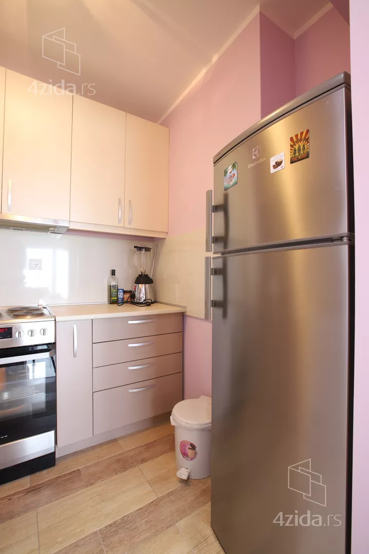 Jednoiposoban stan na prodaju, Kumodraž, 179.000€, 46m² — 4