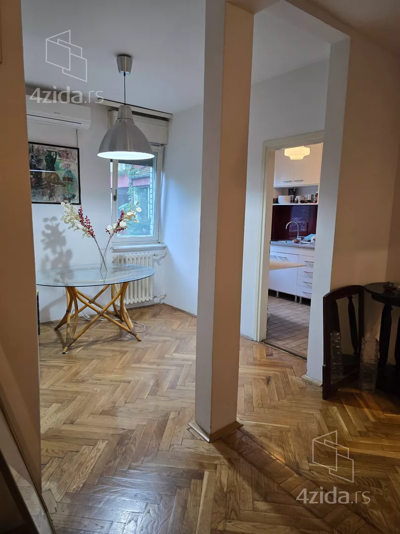 Jednoiposoban stan na prodaju, Marka Čelebonovića 57, 245.000€, 90m² — 5