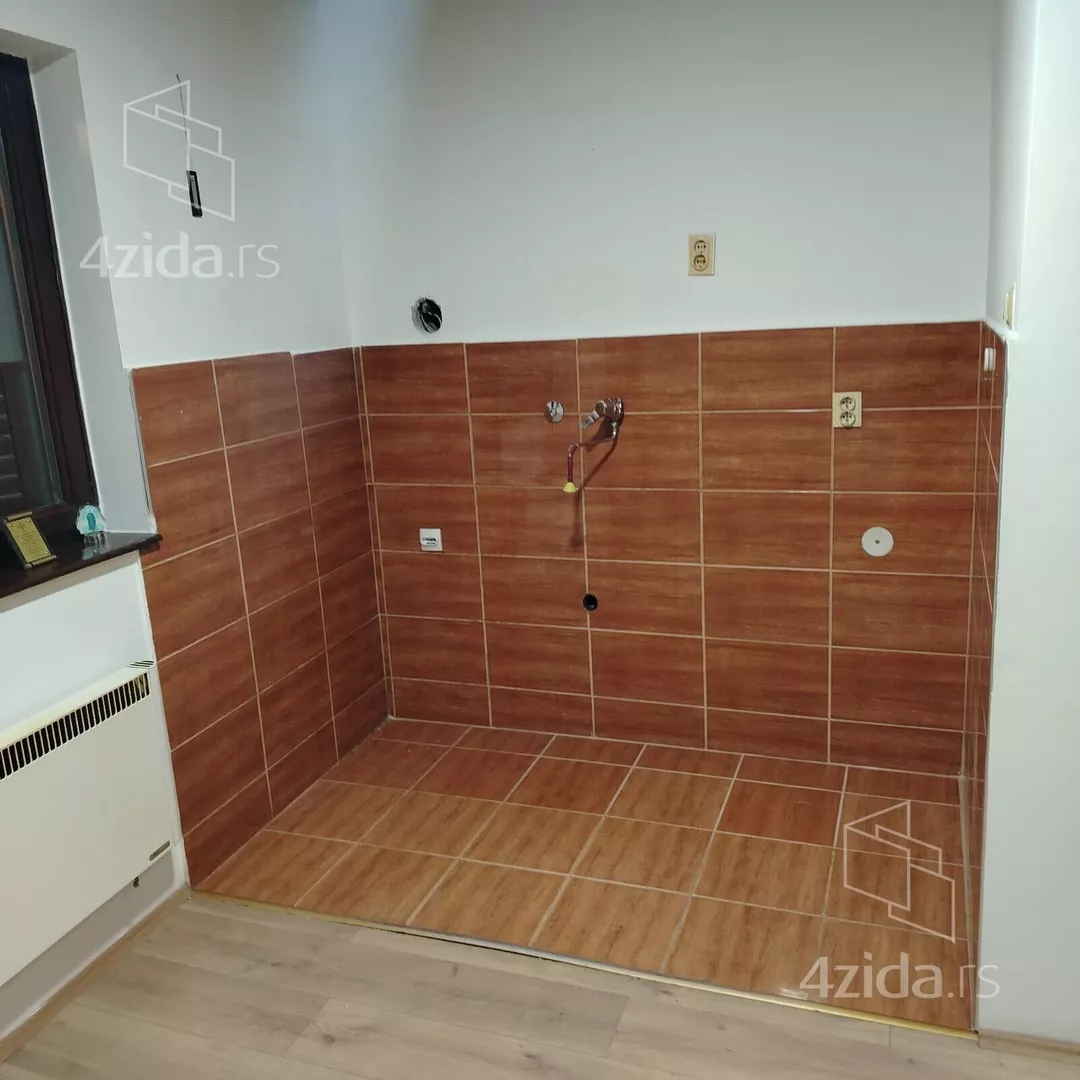Jednoiposoban stan na prodaju, Mladenovac (mesto), 60.000€, 45m² — 3