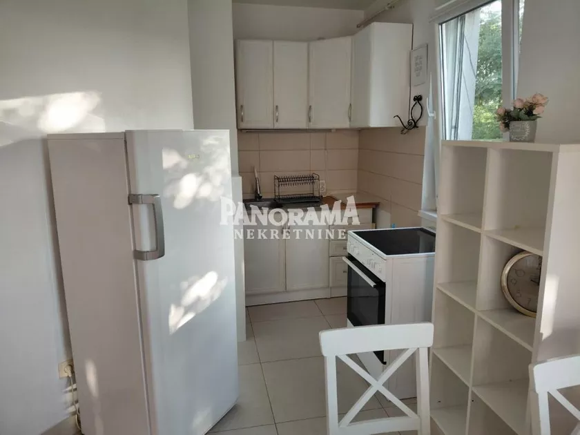 Jednoiposoban stan na prodaju, Nikole Marakovića, 125.500€, 42m² — 3