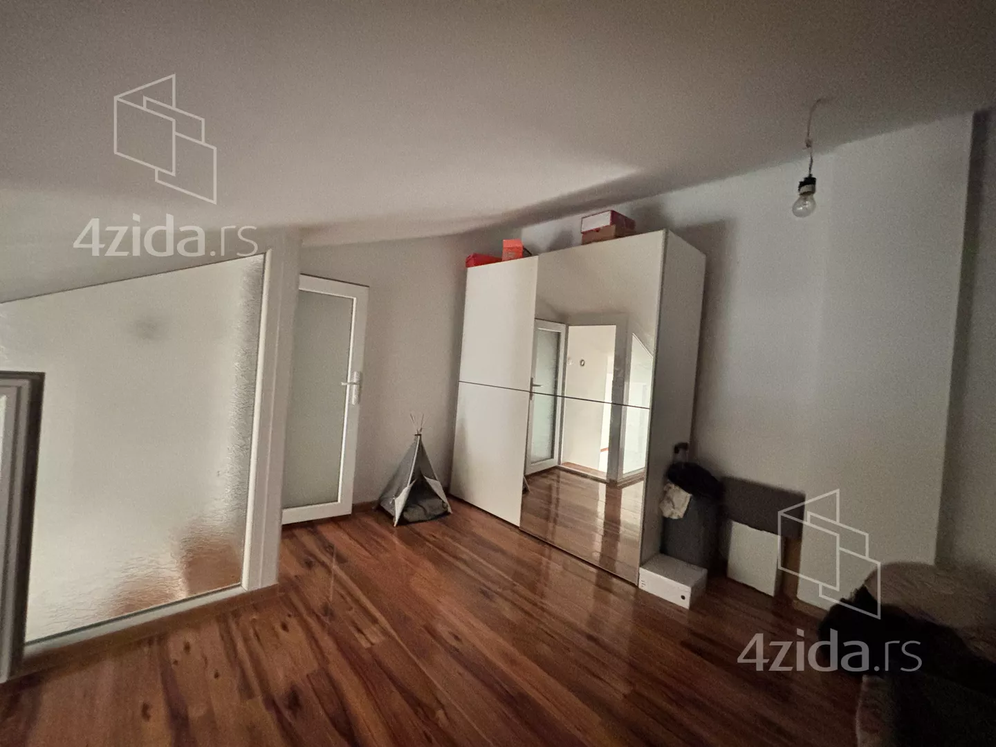 Jednoiposoban stan na prodaju, Surčinska 179 g, 70.000€, 46m² — 6