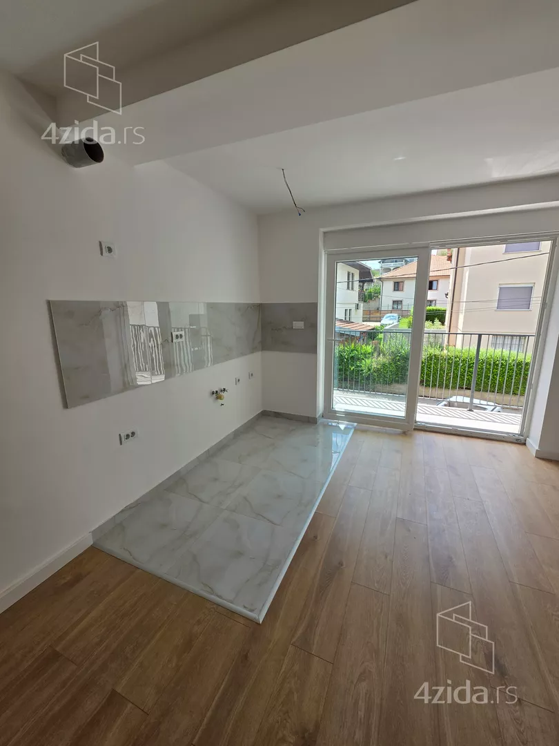 Jednoiposoban stan na prodaju, Višnjička Banja, 122.000€, 42m² — 6
