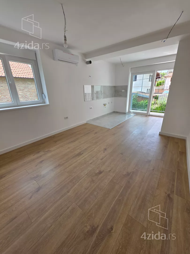 Jednoiposoban stan na prodaju, Višnjička Banja, 122.000€, 42m² — 10