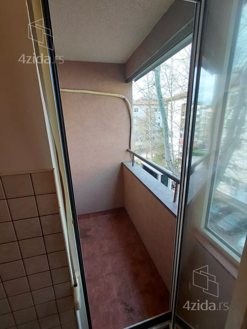 Jednoiposoban stan na prodaju, Vjekoslava Afrića 6, 130.000€, 38m² — 3