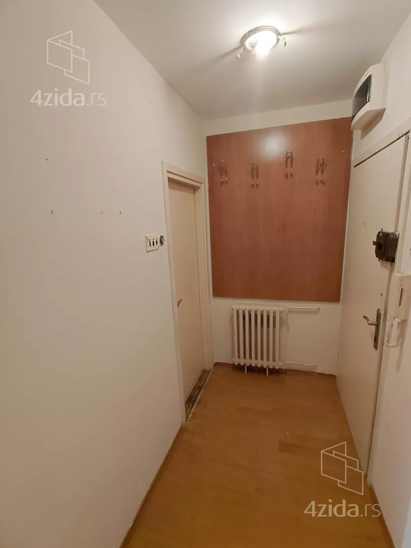 Jednoiposoban stan na prodaju, Vjekoslava Afrića 6, 130.000€, 38m² — 11