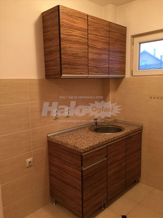 Jednoiposoban stan na Viždovcu 44m2 — 2