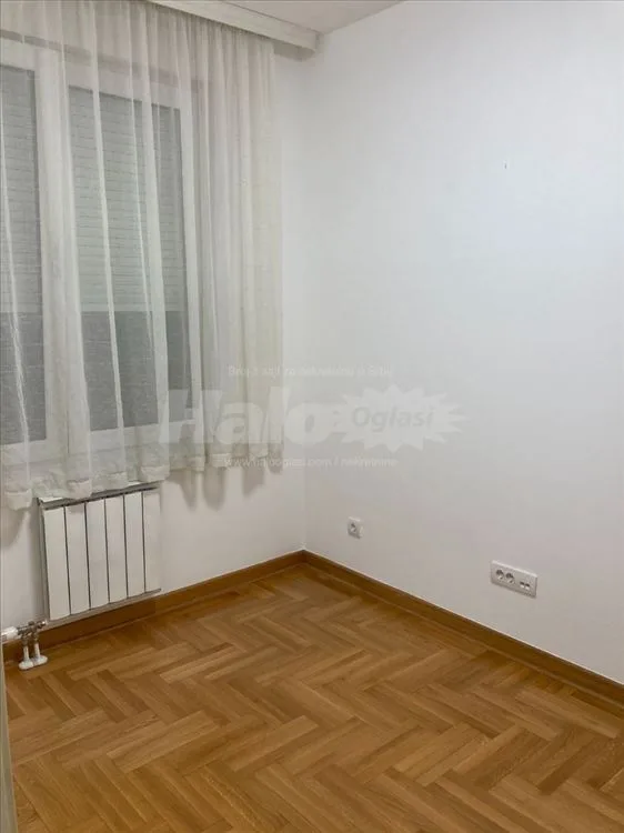 Jednoiposoban stan u naselju Step Stepanovic — 4