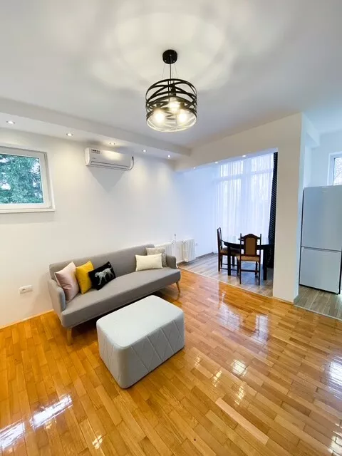 Jednoiposoban stan za izdavanje, Astana 10, 800€, 70m² — 2