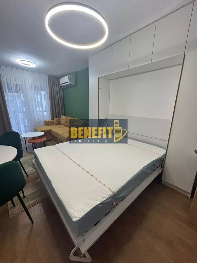 Jednoiposoban stan za izdavanje, Cara Dušana 220, 650€, 42m² — 4