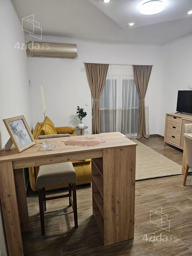 Jednoiposoban stan za izdavanje, Cvetanova Ćuprija 107J, 500€, 50m² — 8